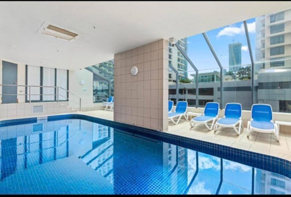 Fabulous Sea Views In The Heart Of Surfers Apartment Gold Coast Exterior photo